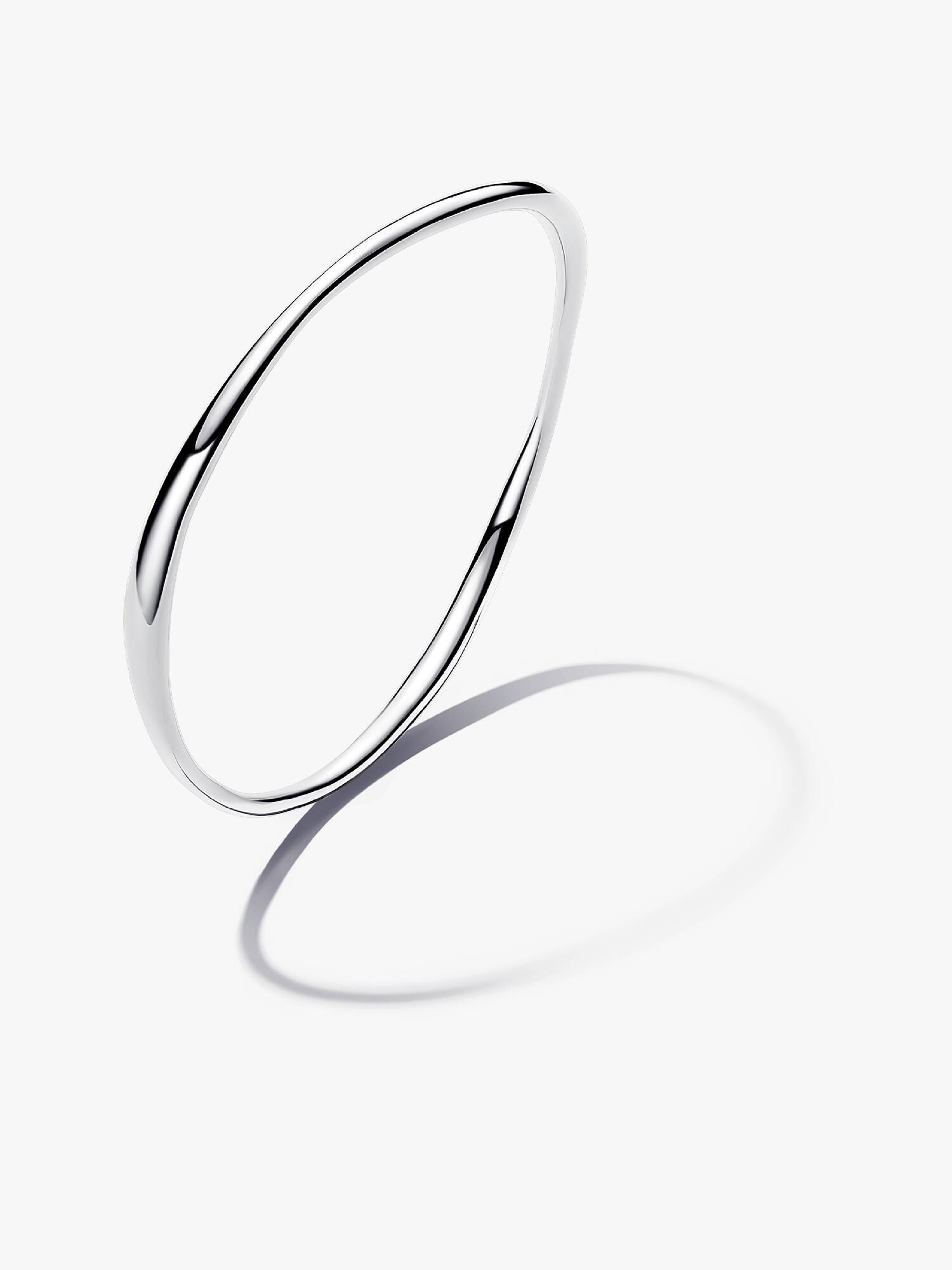 Bransoletka bangle o organicznym kształcie