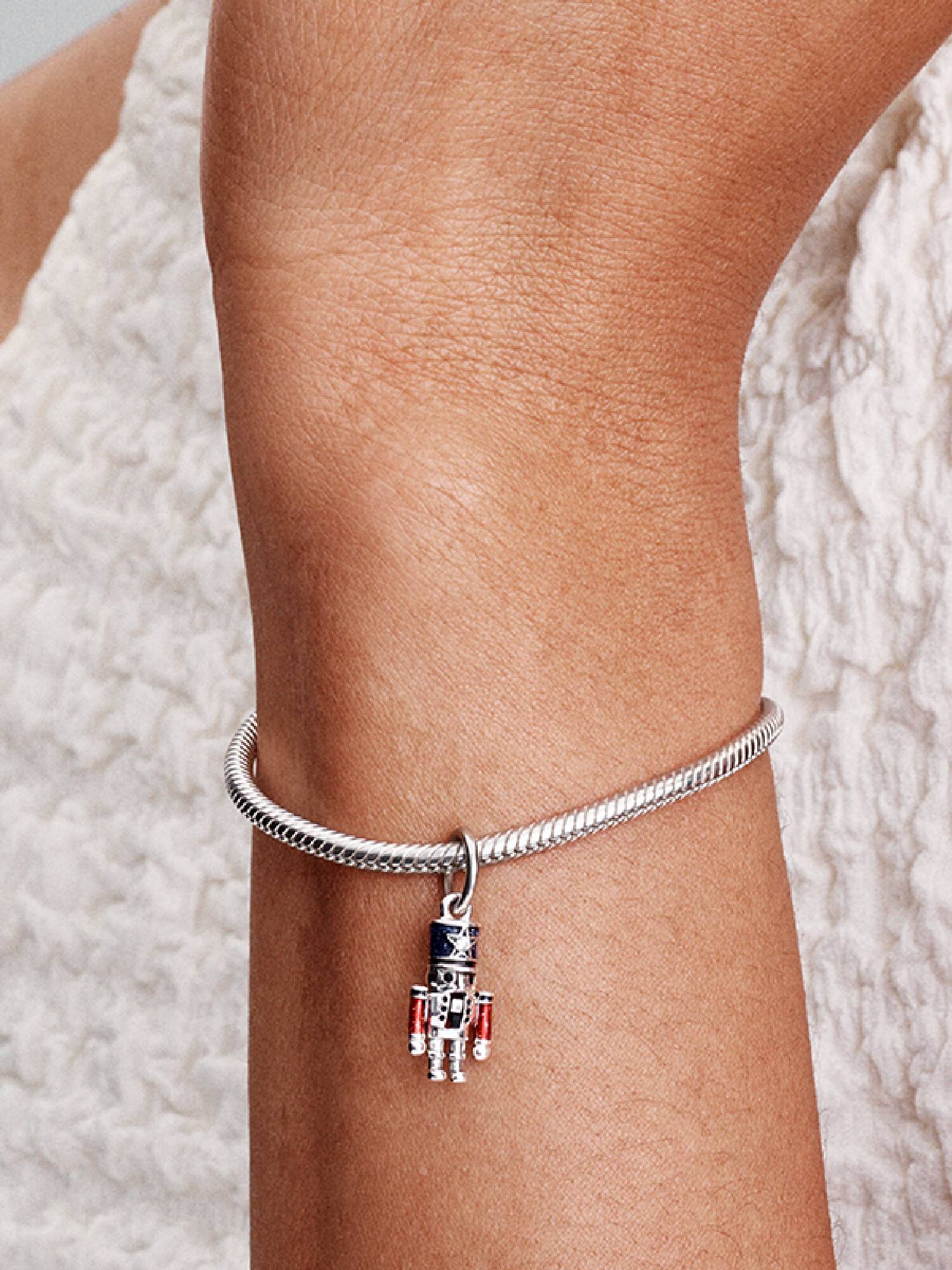 Ruchomy charms-zawieszka Dziadek do orzechów