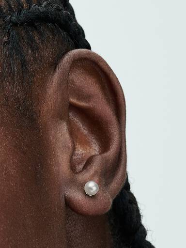Kolczyki sztyfty z poddaną obróbce perłą hodowaną 4,5 mm
