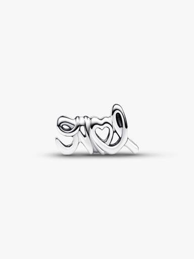Charms w kształcie odręcznego napisu „love”