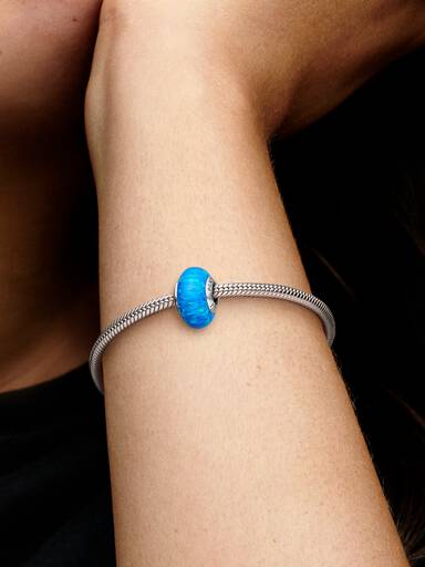 Charms Opalizujący Granat Oceanu