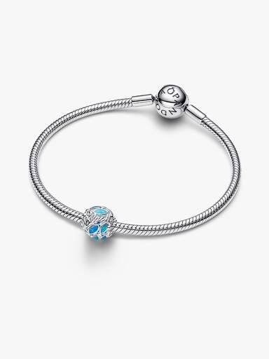Ażurowy charms Pływająca rybka