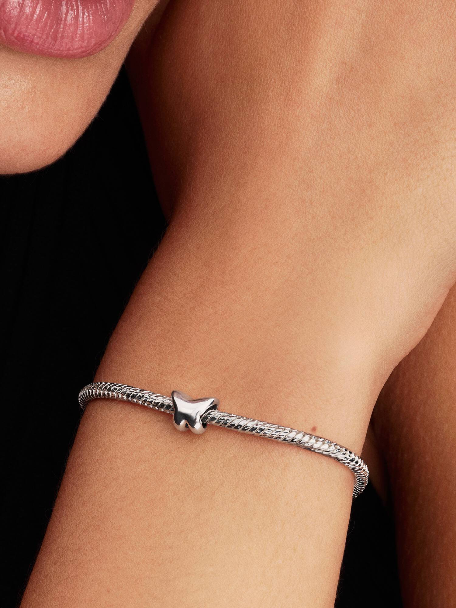 Mini charms Motyl