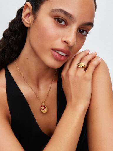 Pat McGrath Medalion Matka