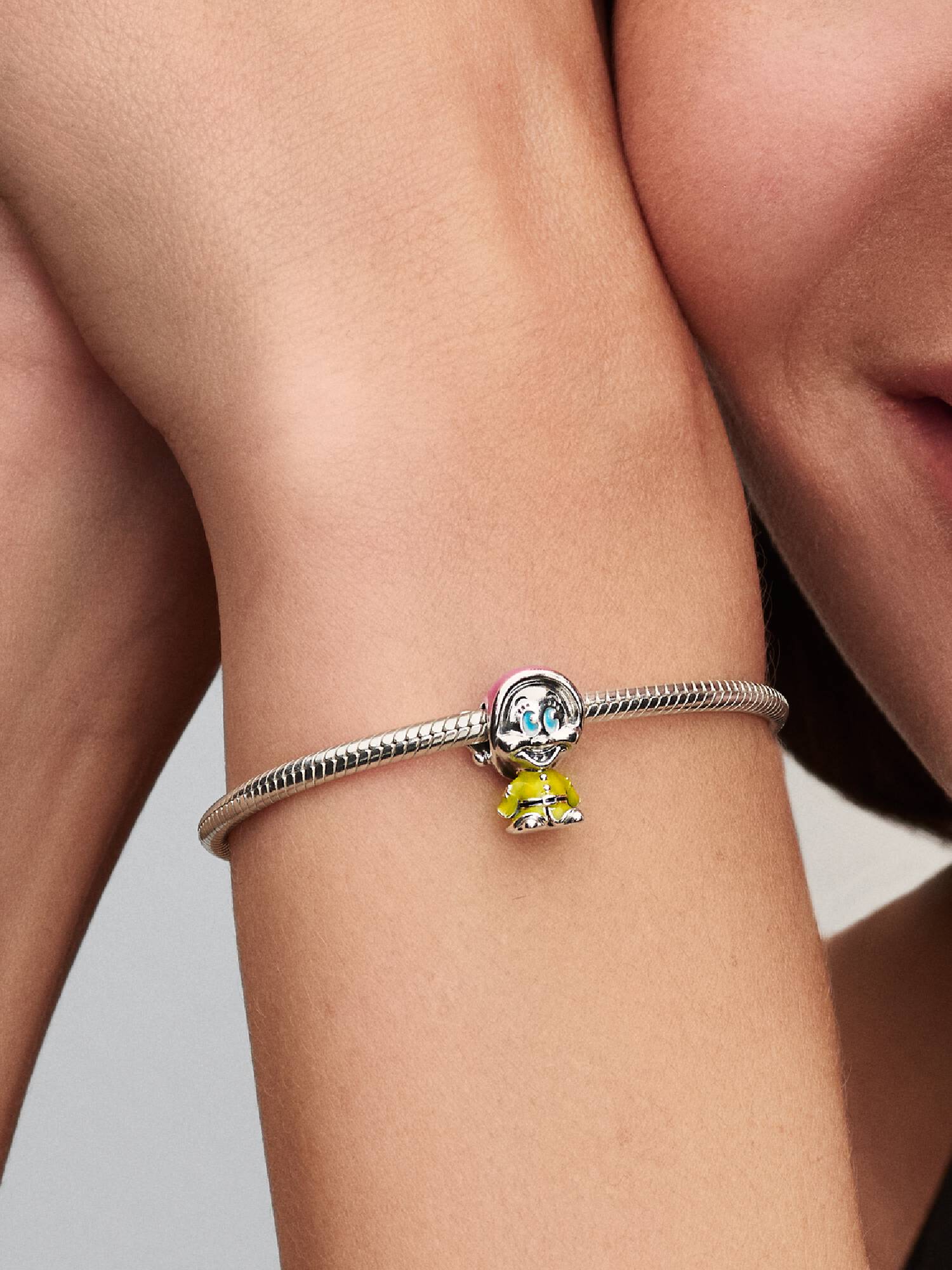 Charms Gapcio, Królewna Śnieżka, Disney