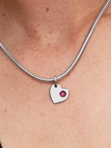 Lipiec Charms-zawieszka do grawerowania w kształcie serca z purpurowym kamieniem