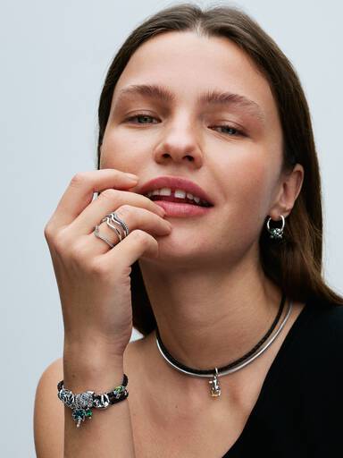 Podwójna pleciona bransoletka Pandora Moments z brązowej skóry