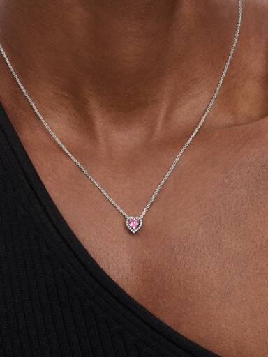 Naszyjnik z różowym sercem