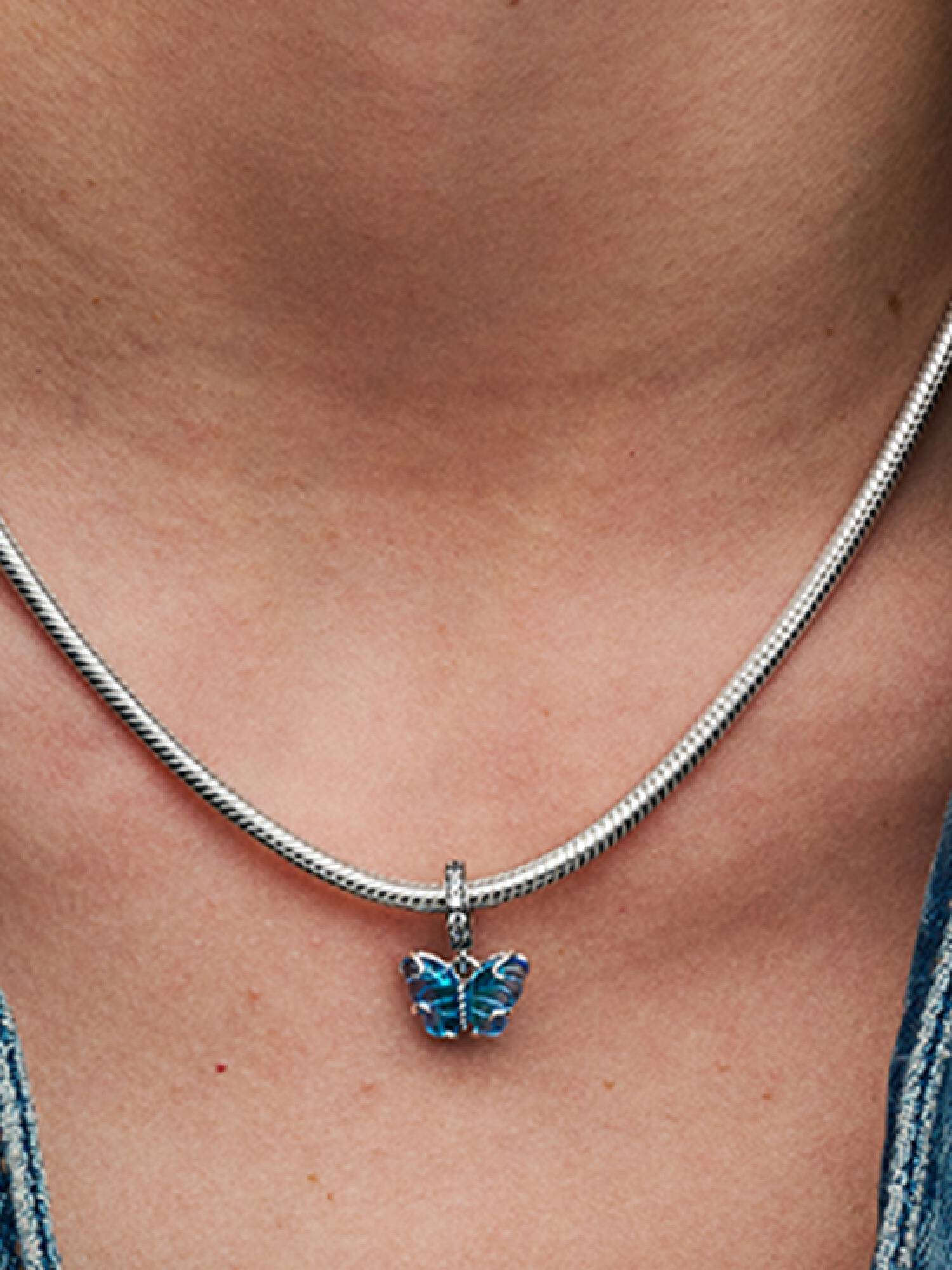 Charms-zawieszka Motyl z niebieskiego szkła Murano
