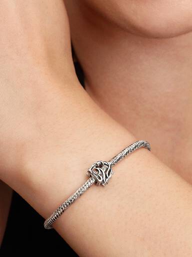 Ażurowy charms Koń