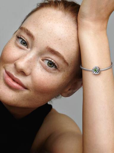 Sierpień Charms Urodzinowy Jasnozielony symbol wieczności