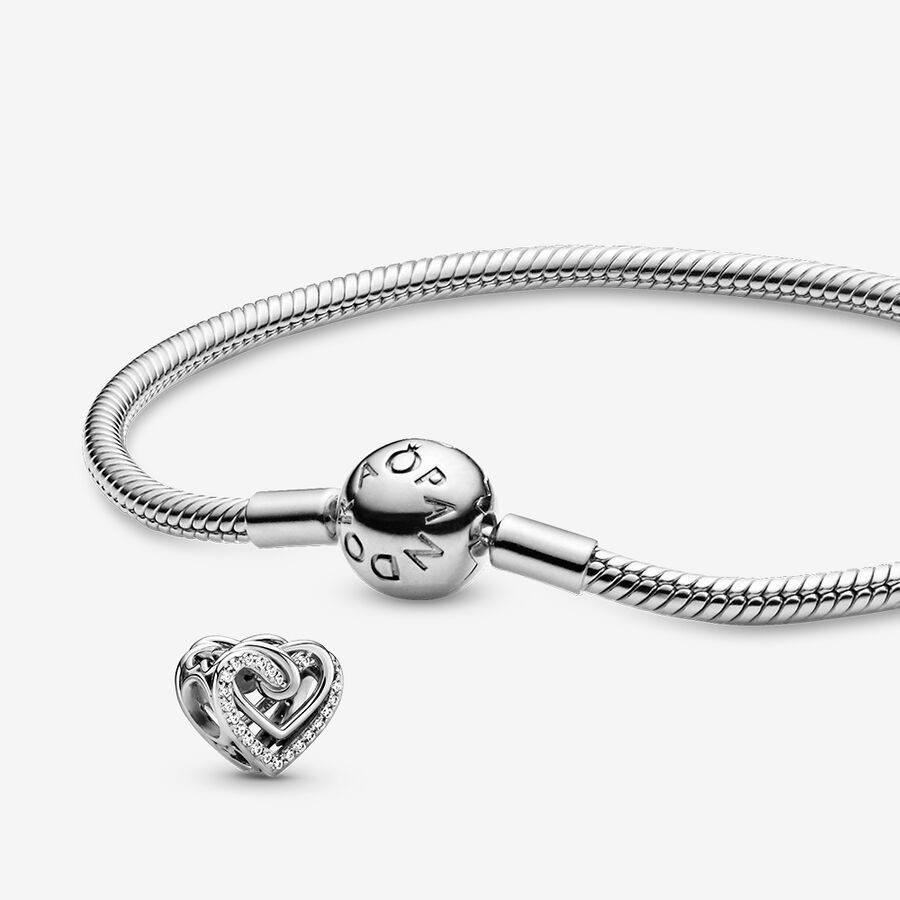Zestaw prezentowy srebrna bransoletka z lśniącymi złączonymi sercami image number 0