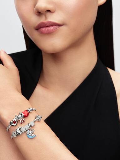 Charms-zawieszka świecący w ciemności Disney Stitch Księżyc