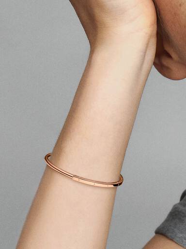 Otwarta bransoletka bangle Pandora Signature I-D