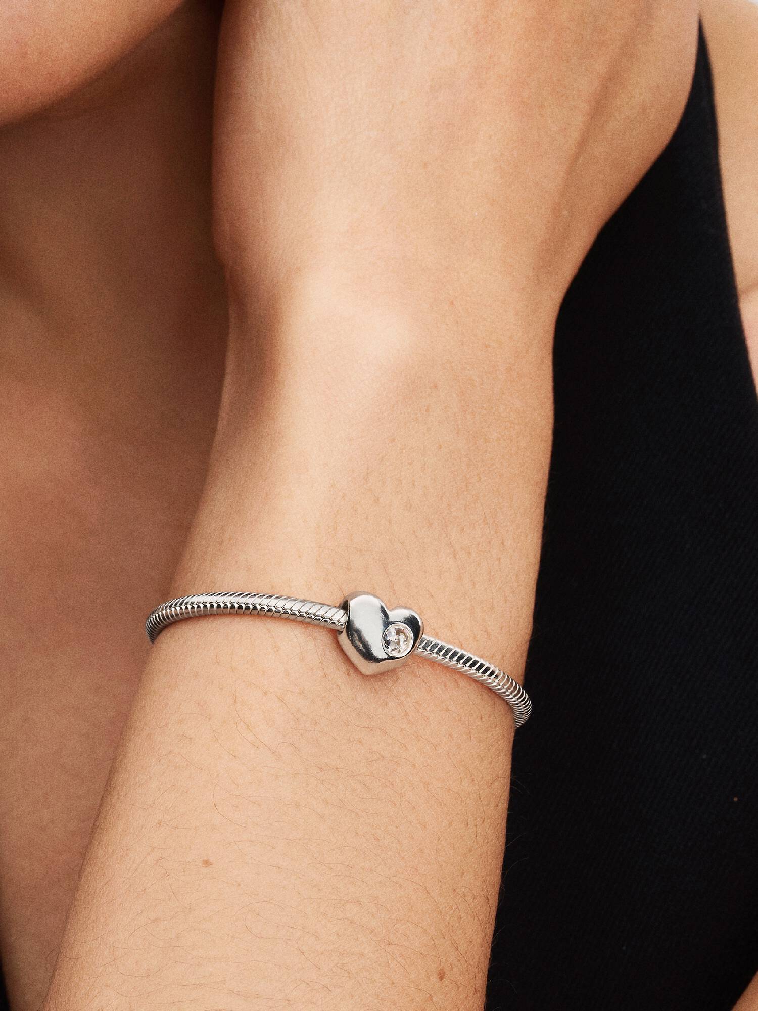 Charms do grawerowania w kształcie serca z lśniącym kamieniem