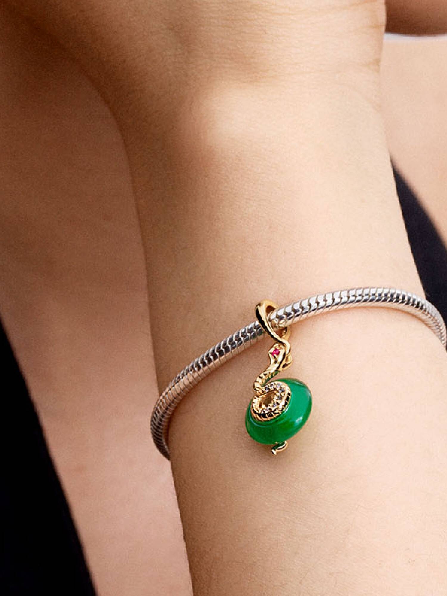 Charms-zawieszka z zielonego szkła Murano Wąż