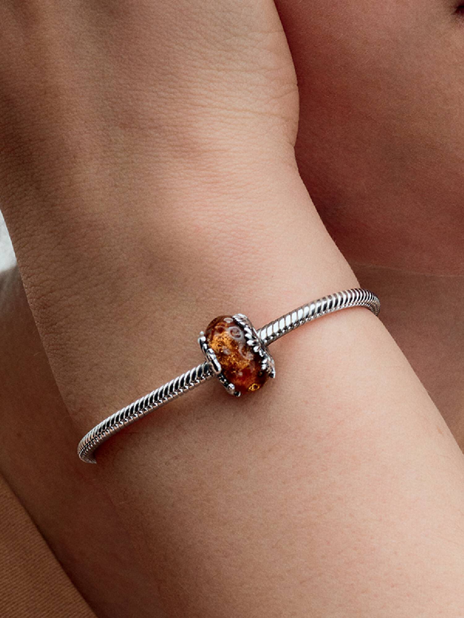 Charms ze szkła Murano Król Lew Disney