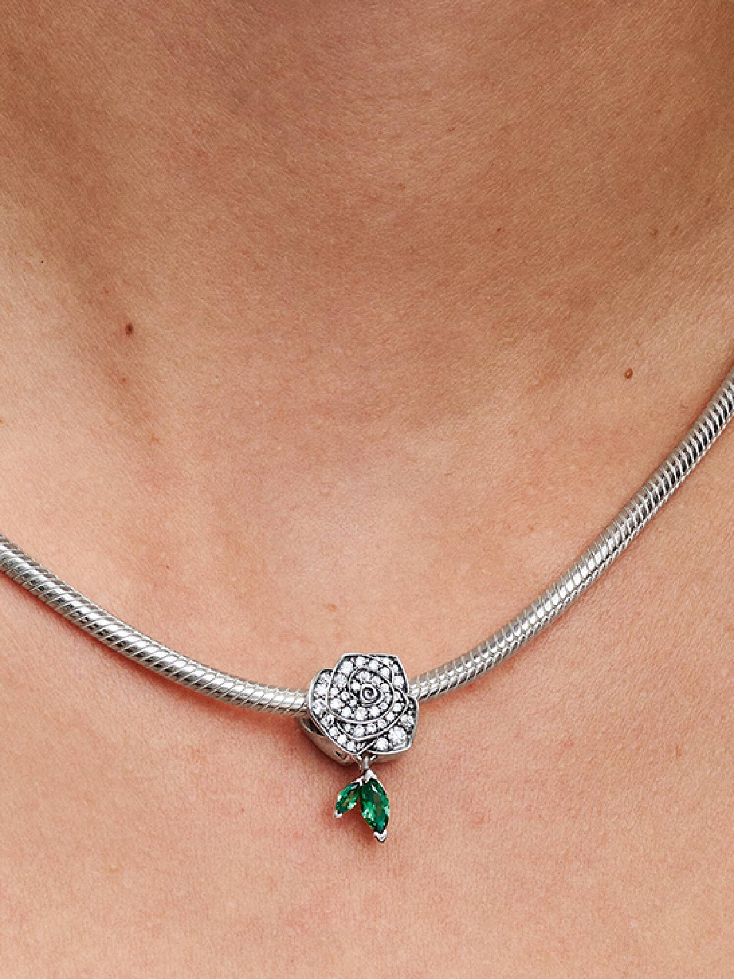Charms Lśniąca róża w rozkwicie